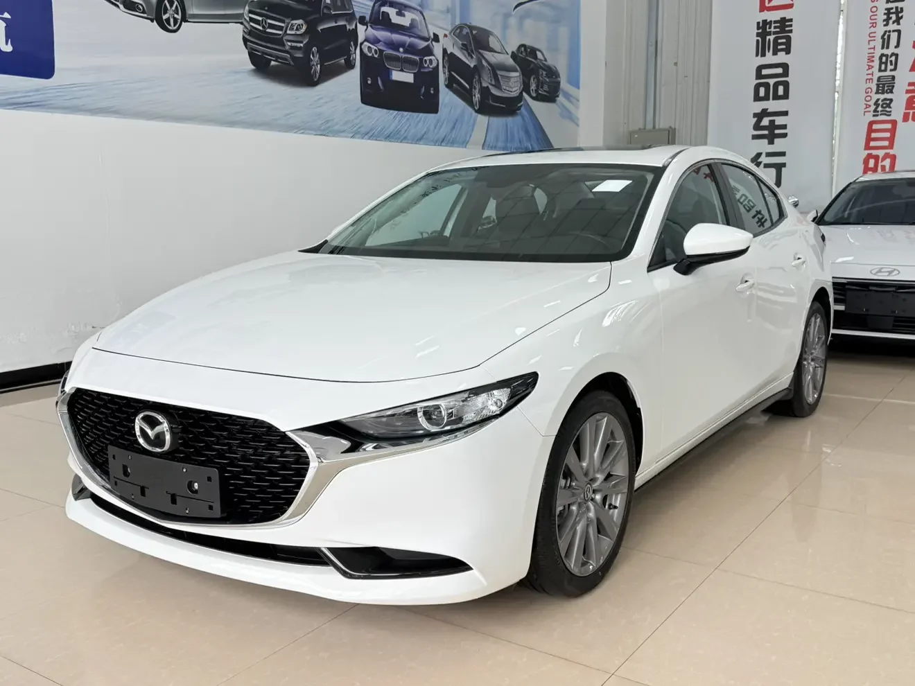 MAZDA 3