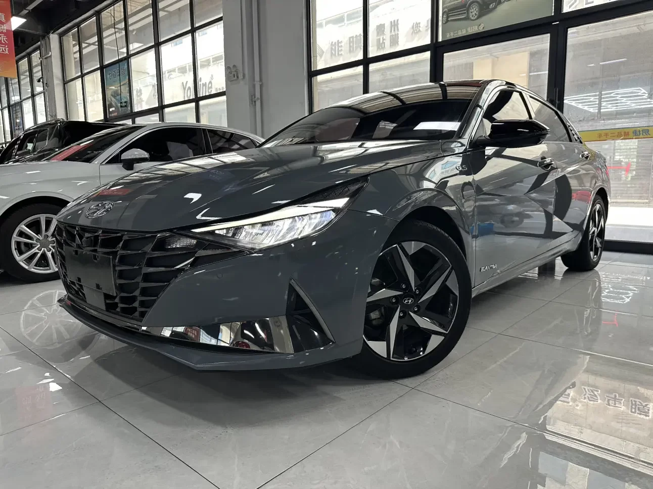 Hyundai Elantra