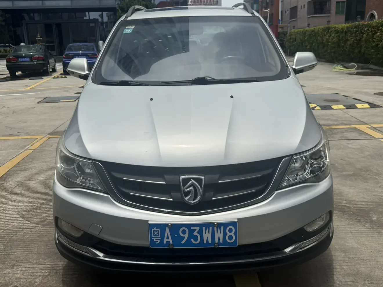 Baojun 730  из Китая