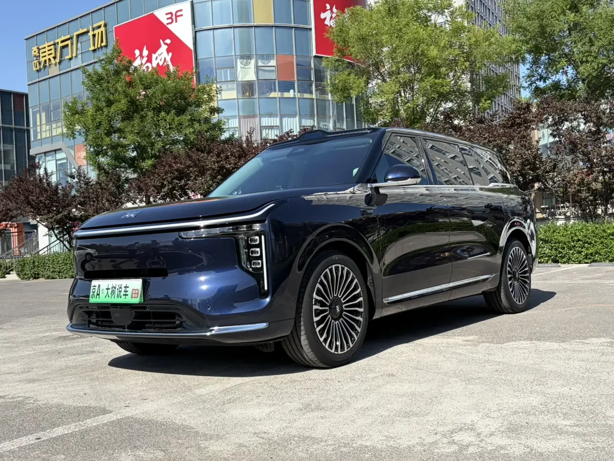 Zhiji LS9  из Китая