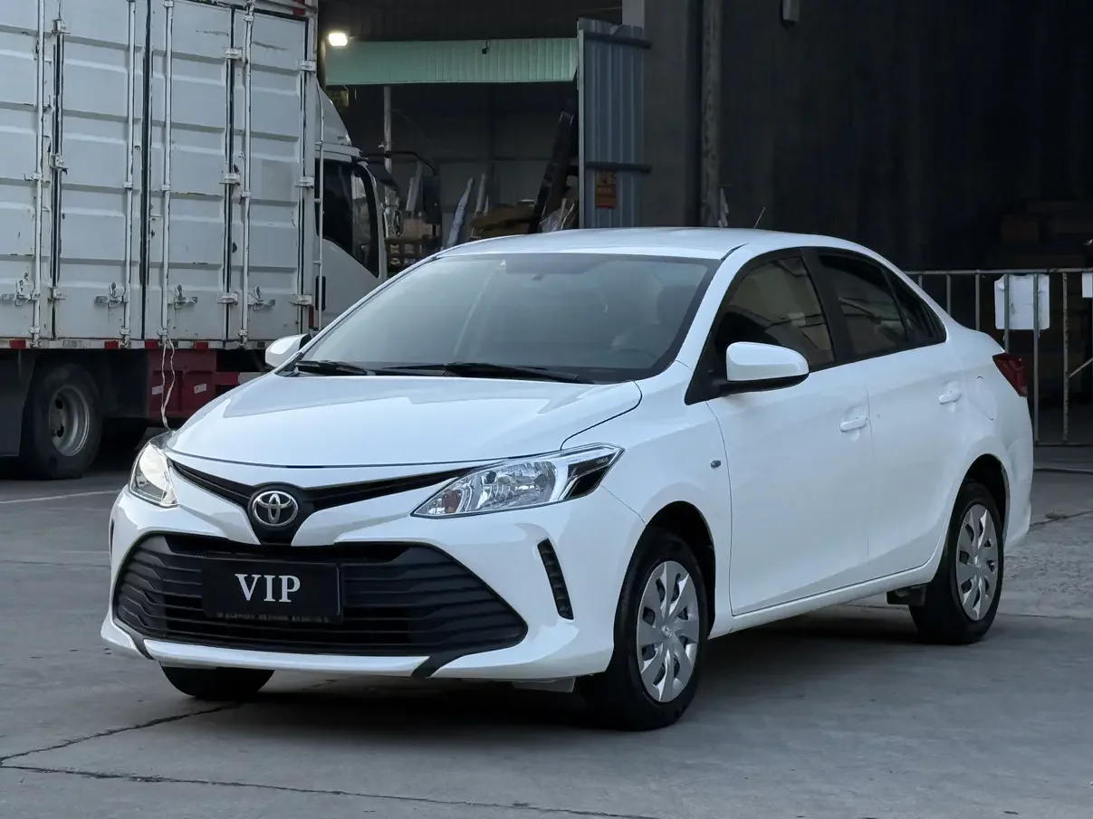 Toyota Vios  из Китая