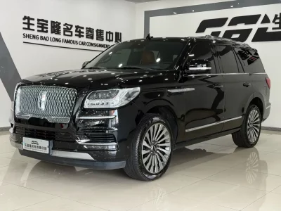 Lincoln Navigator