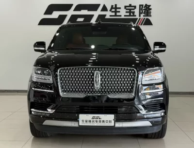 Lincoln Navigator