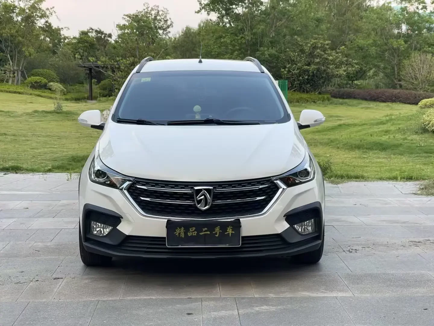 Baojun 310W  из Китая