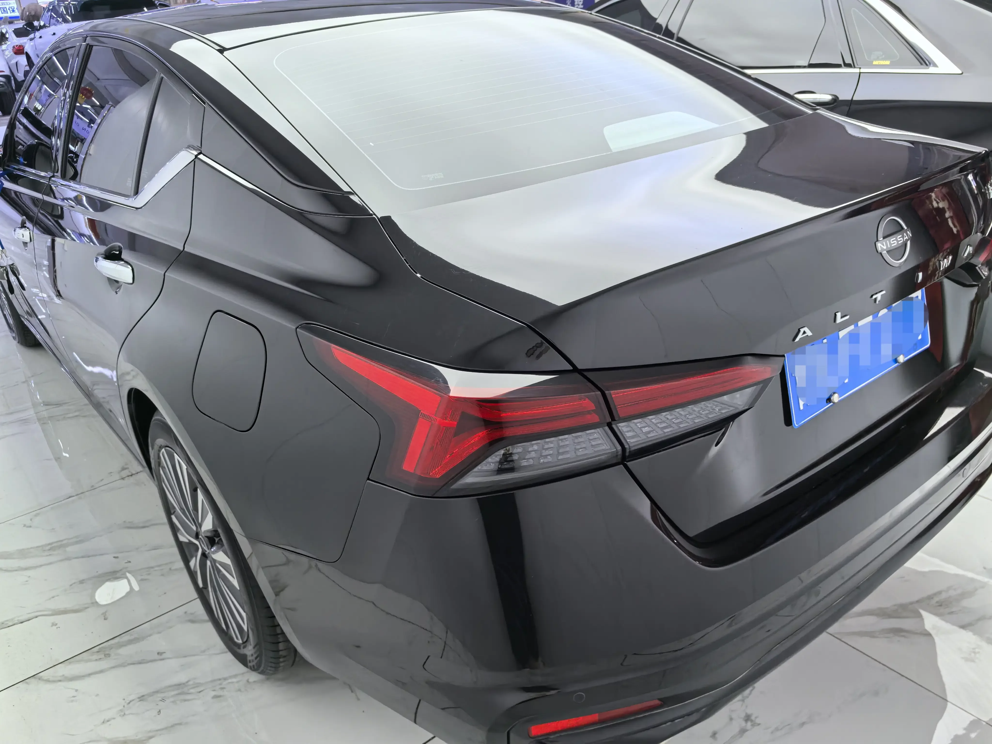 Nissan Altima