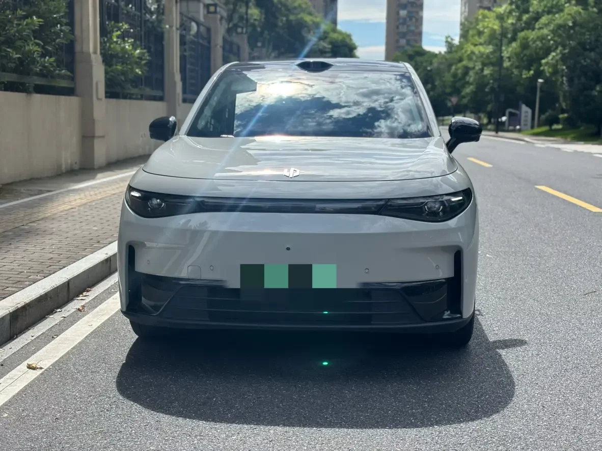Leapmotor Zero running C10