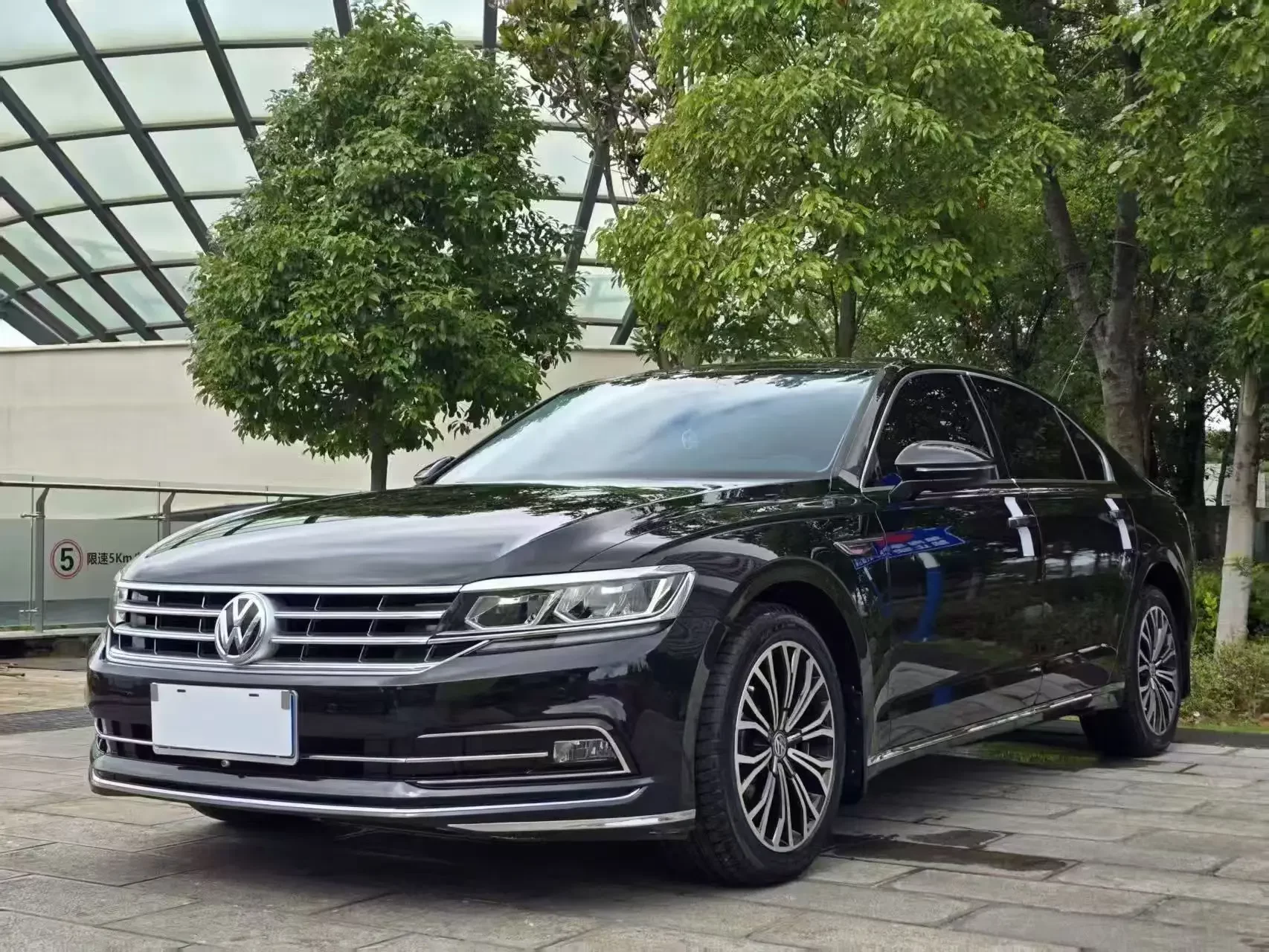 Volkswagen Hui Ang  из Китая