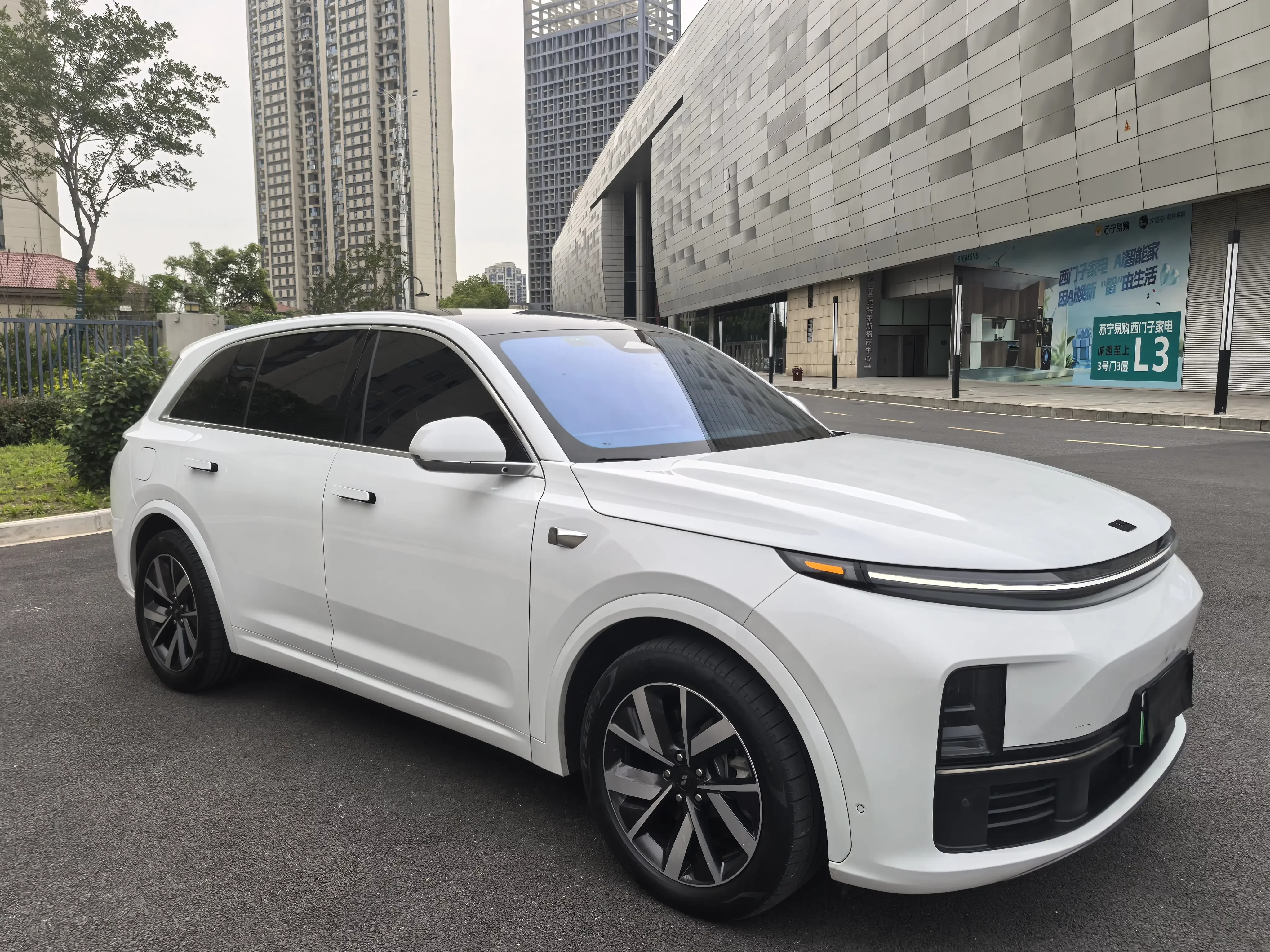 Lixiang L7