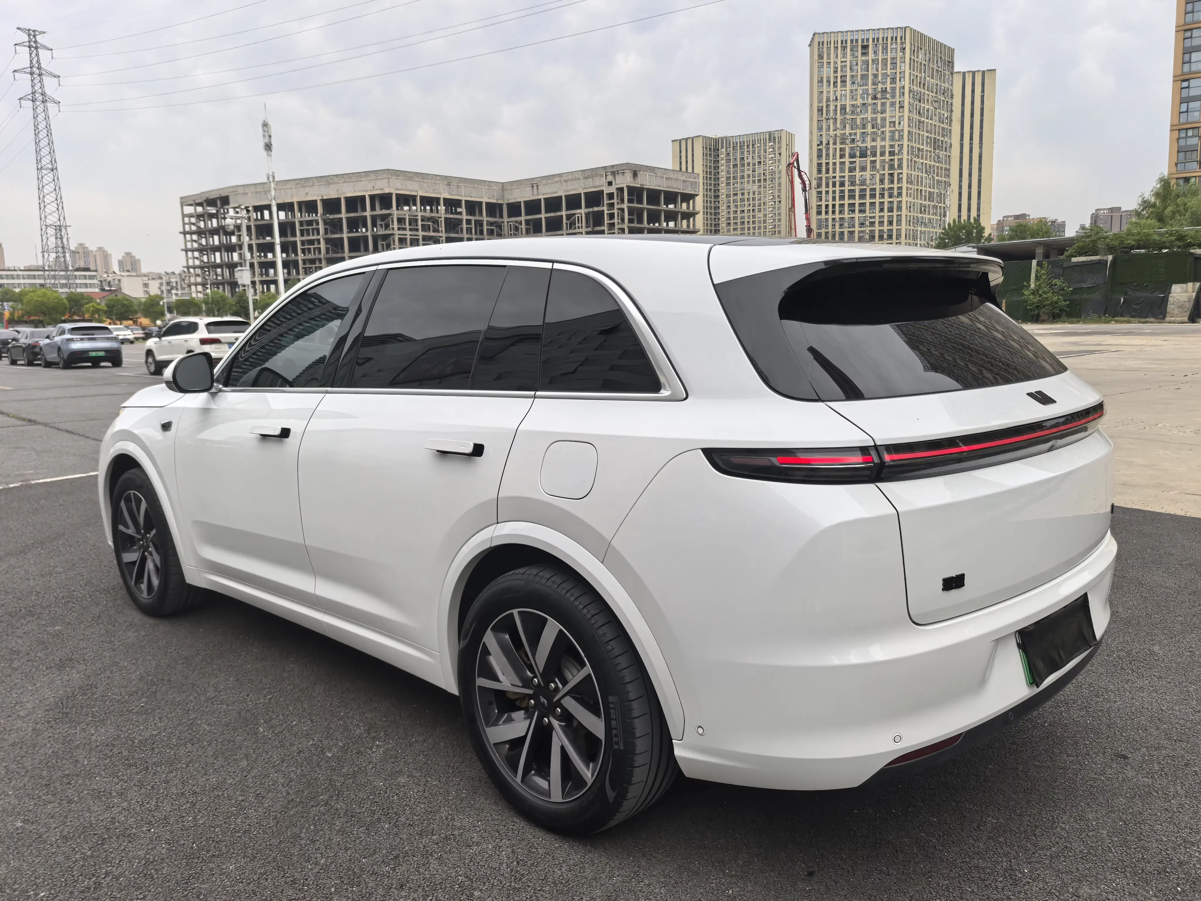 Lixiang L7