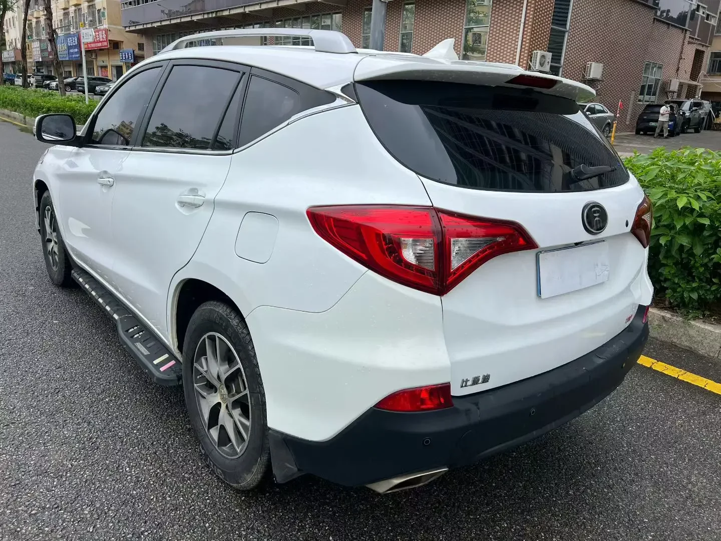 BYD Song
