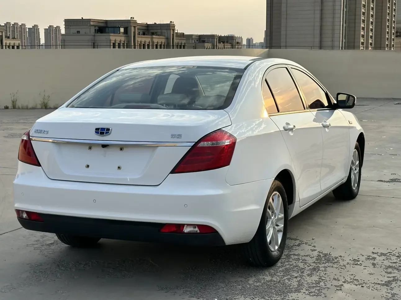 Geely emgrand