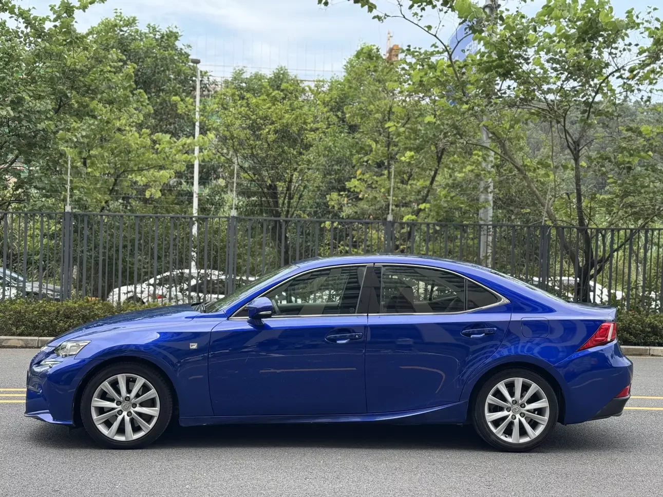 Lexus IS