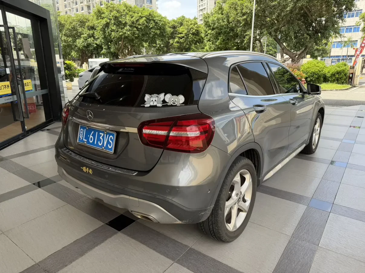 Mercedes-Benz GLA  из Китая