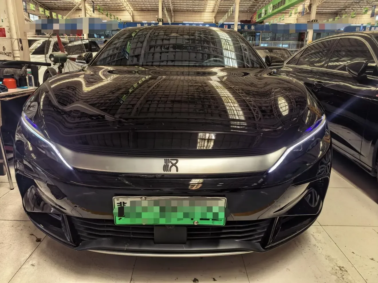 BYD Han EV