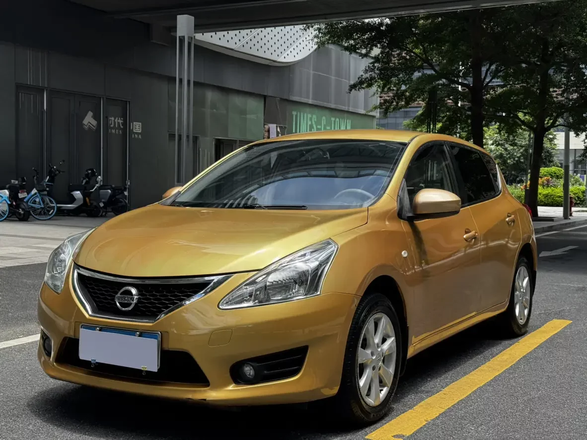 Nissan Tiida