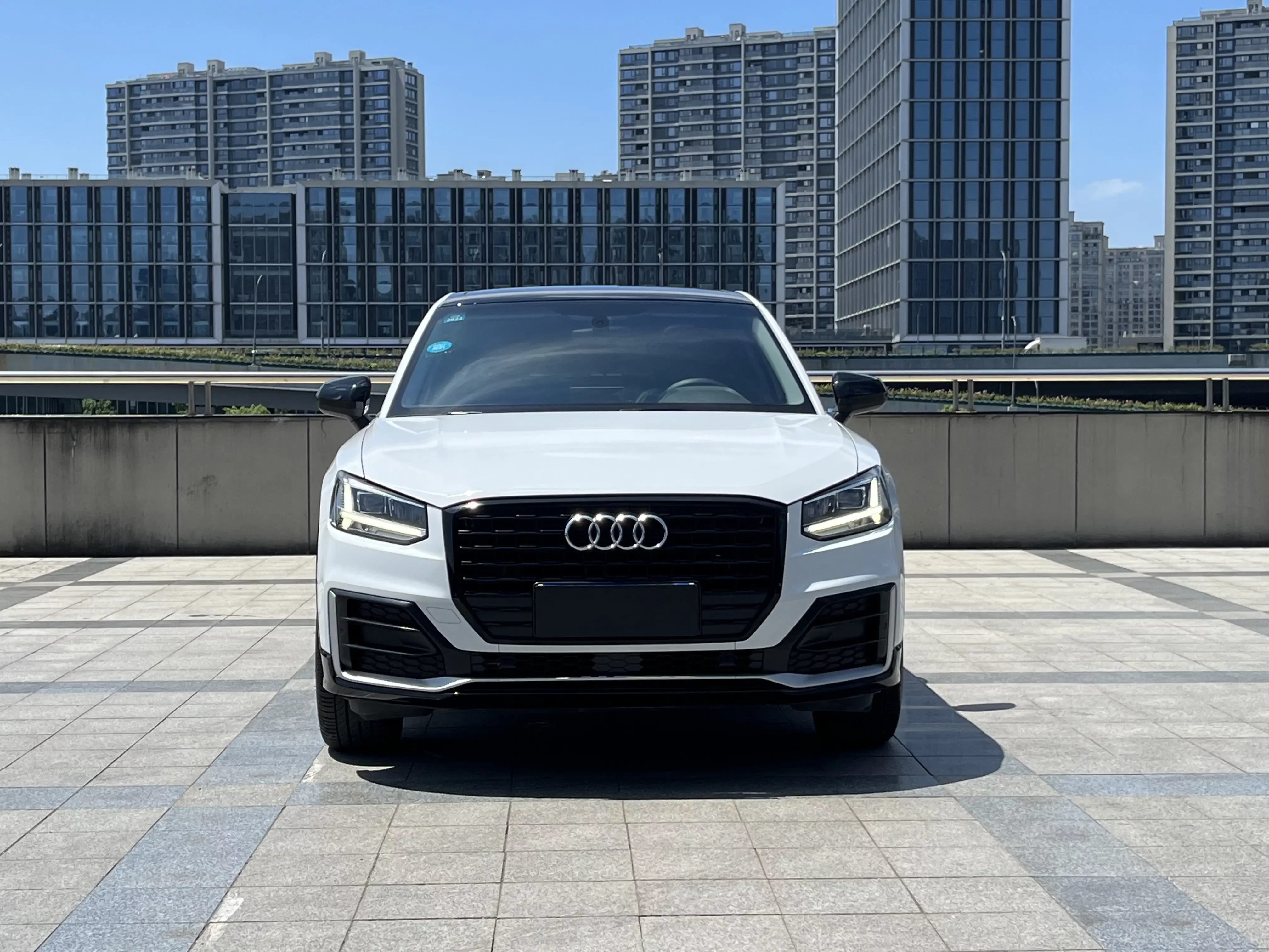 Audi Q2L  из Китая