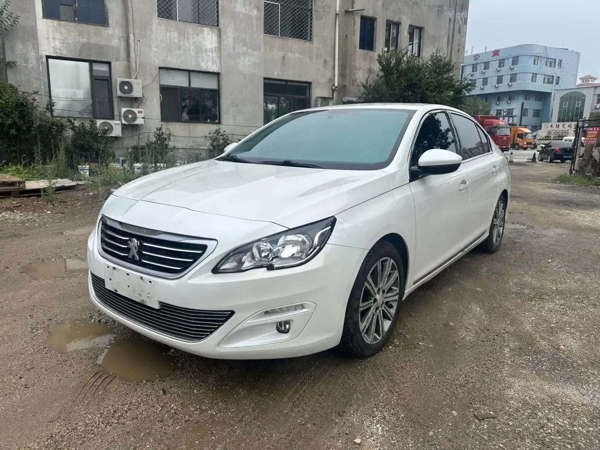 Peugeot 408