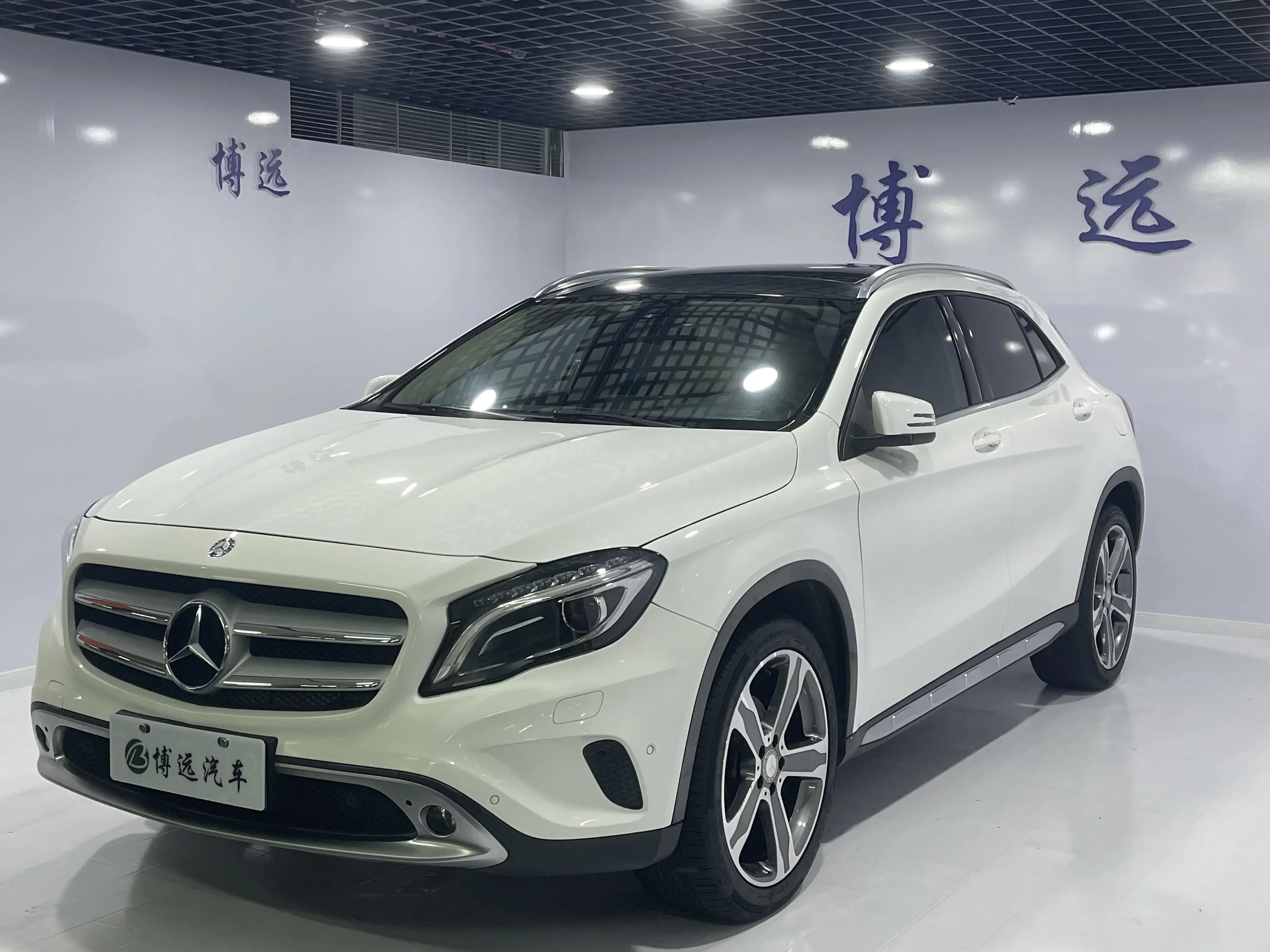 Mercedes-Benz GLA