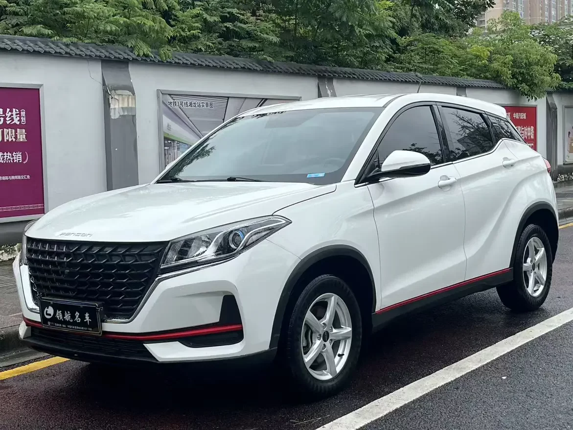 DONGFENG DFSK Fengon 500  из Китая