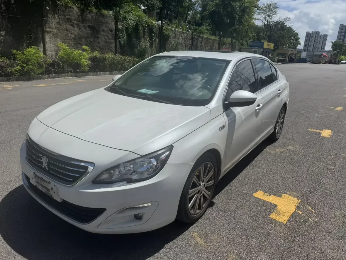 Peugeot 408  из Китая