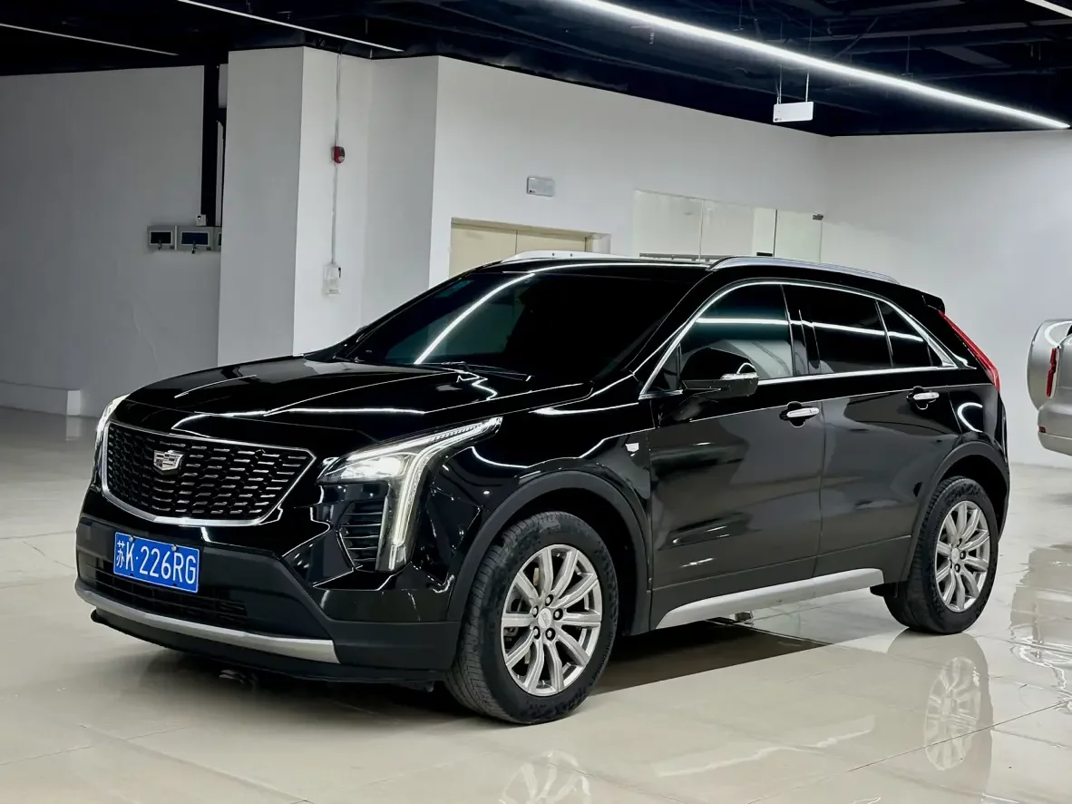 Cadillac XT4  из Китая