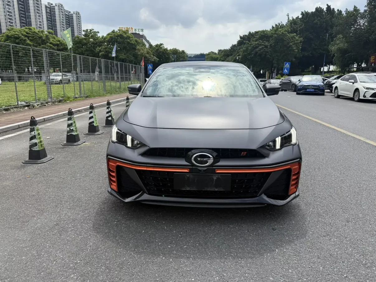 GAC Trumpchi Empow  из Китая