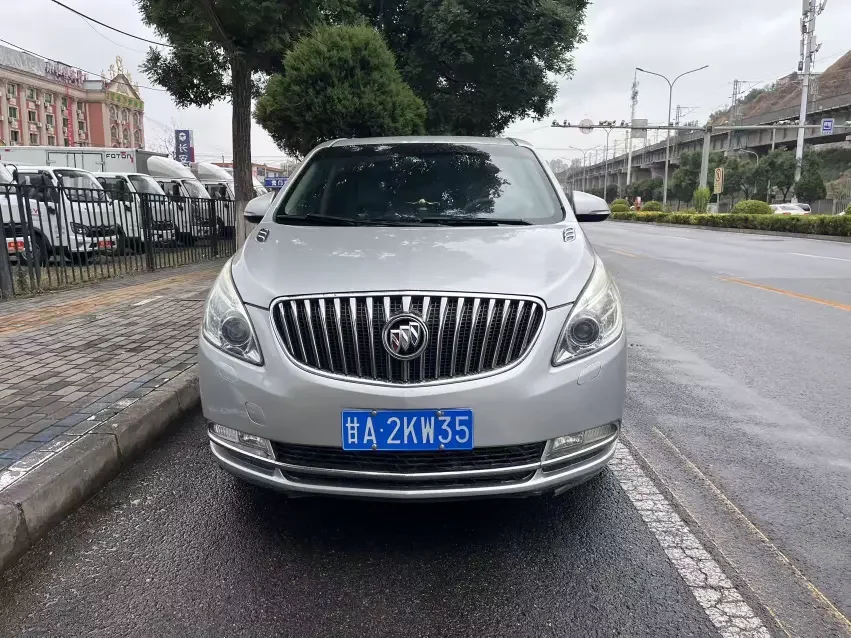 Buick GL8