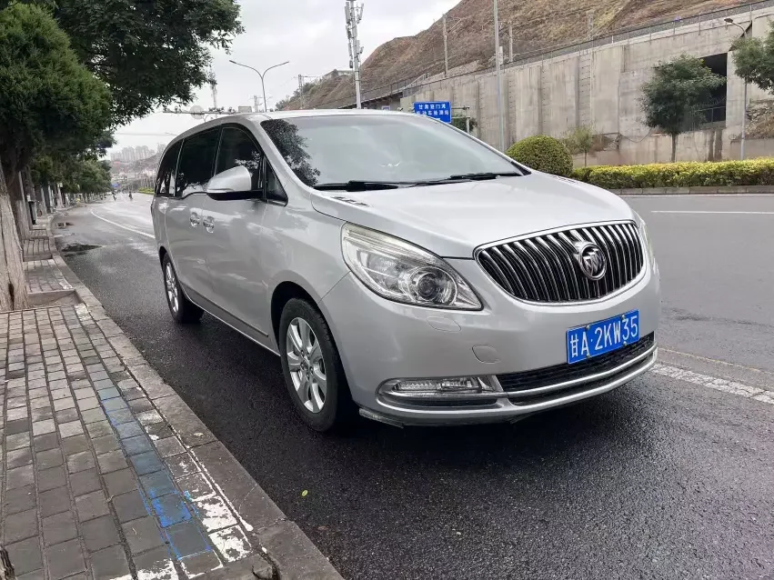 Buick GL8
