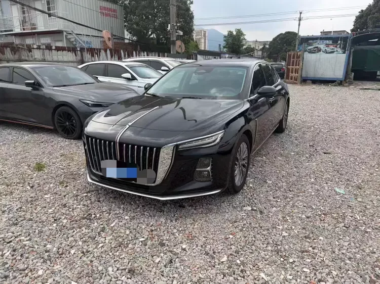 Hongqi H5  из Китая
