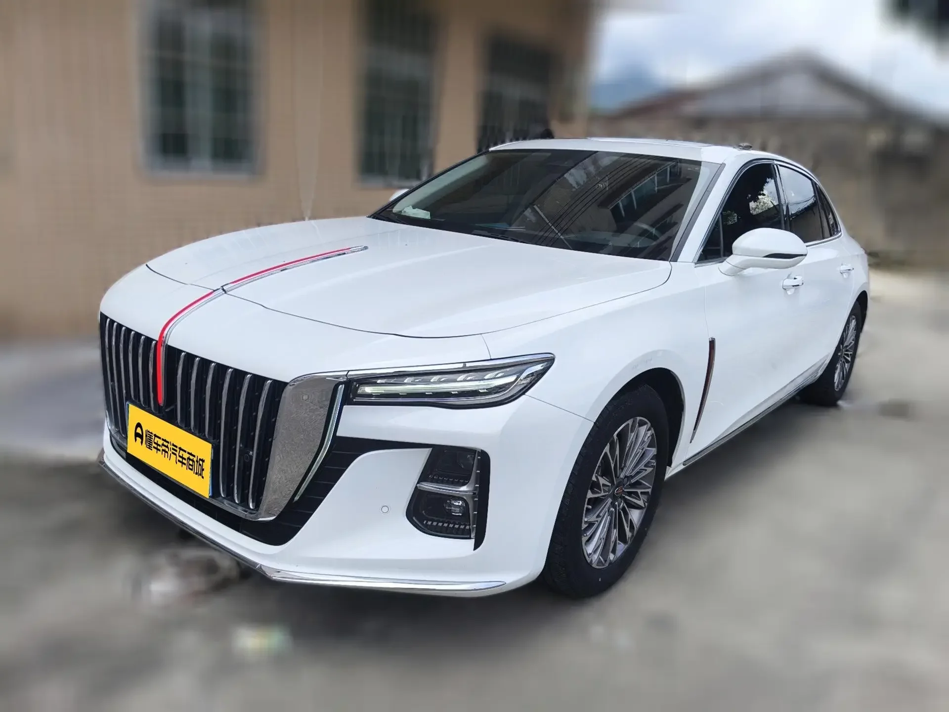 Hongqi H5  из Китая