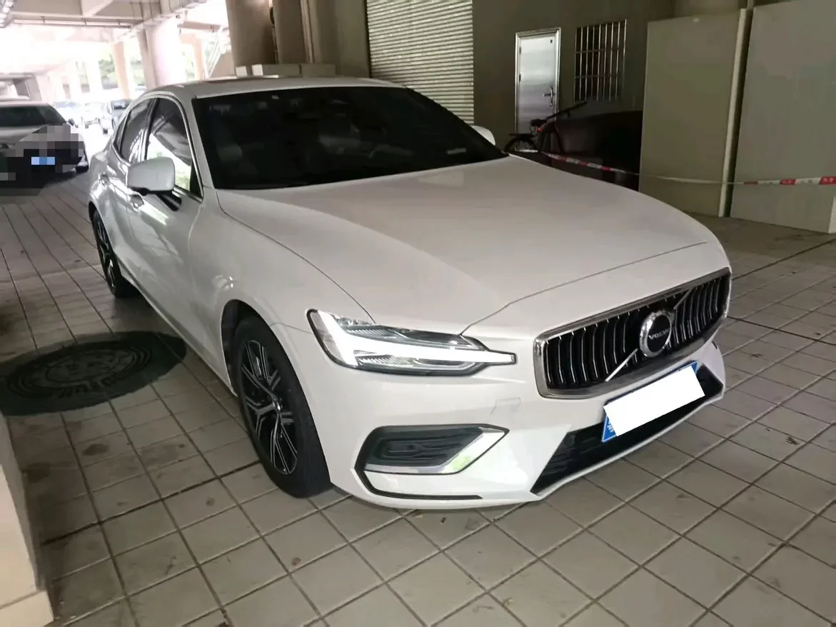 Volvo S60