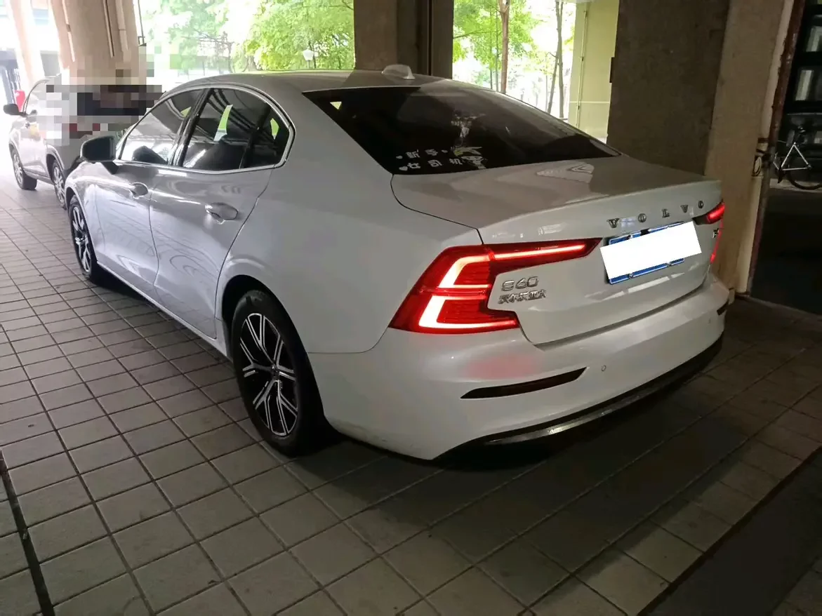 Volvo S60