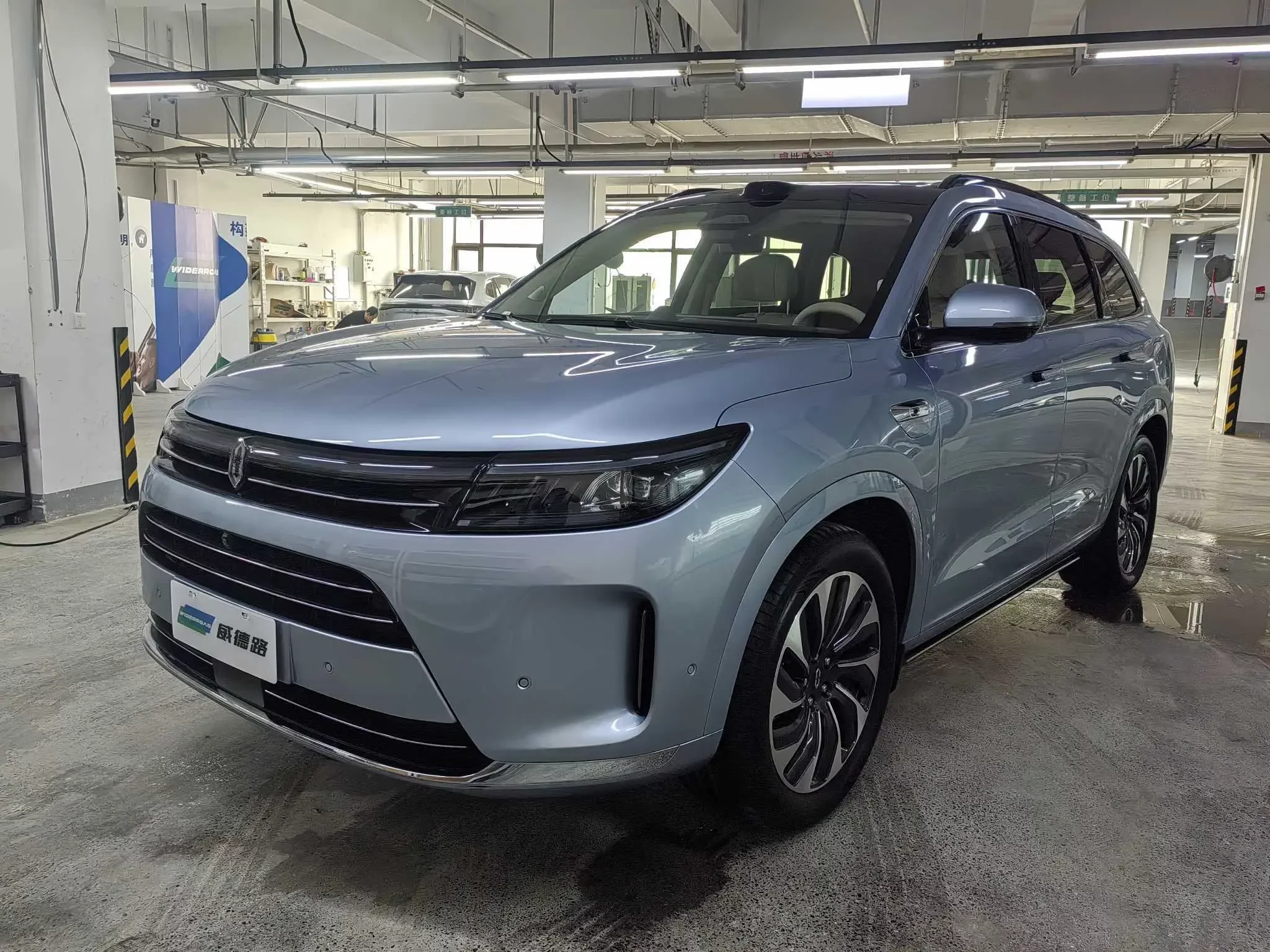 AITO M7