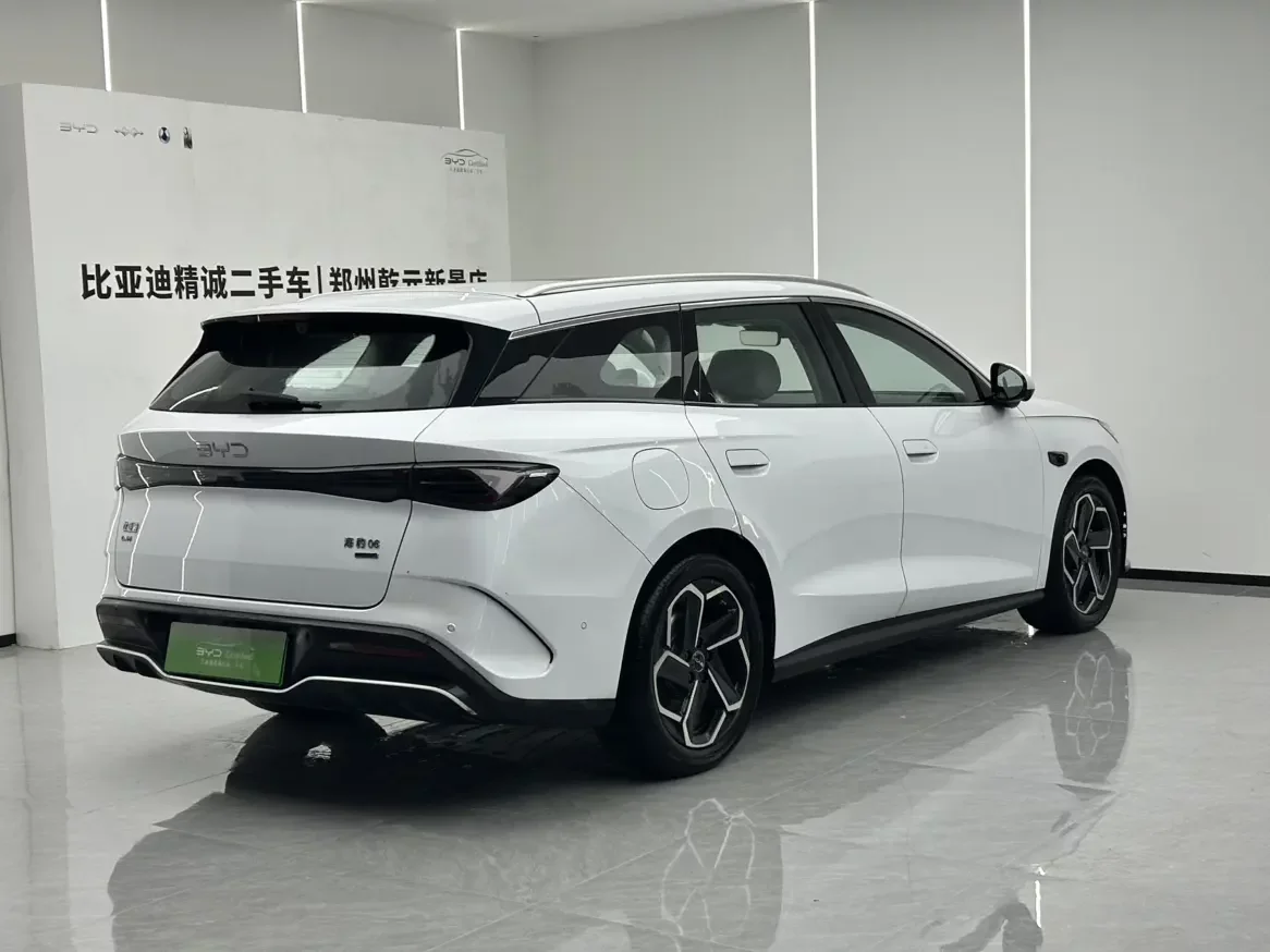 BYD Seal 06DM Travel Edition