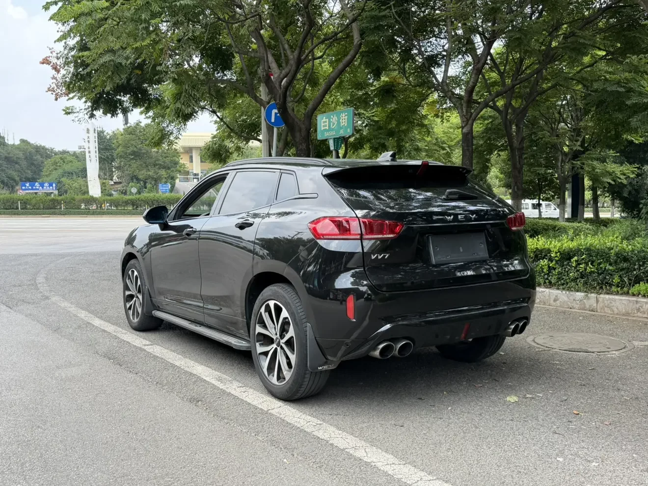 Wey Wei brand VV7