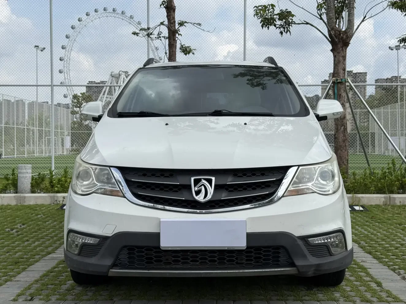 Baojun 730  из Китая
