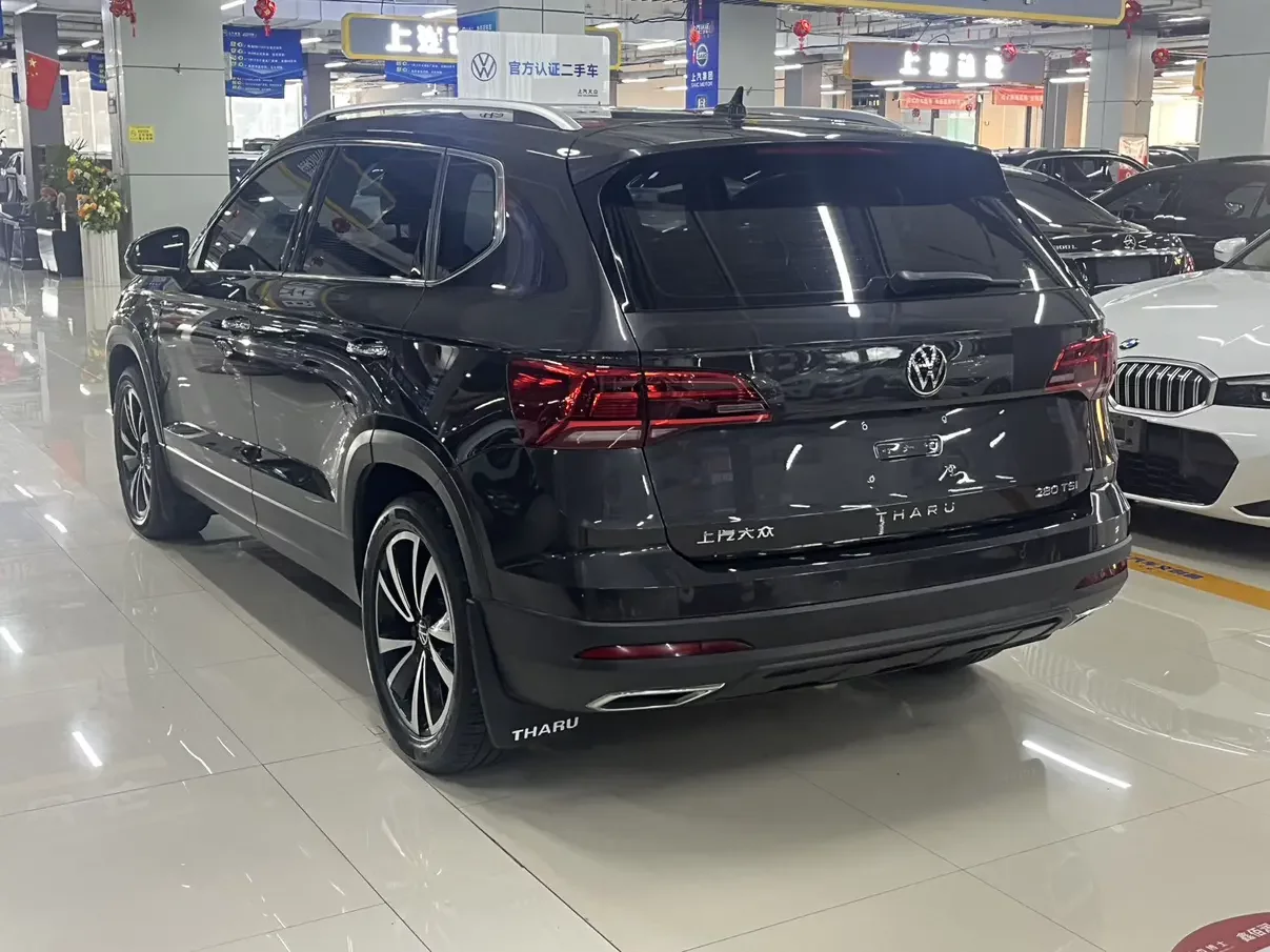 Volkswagen Tharu