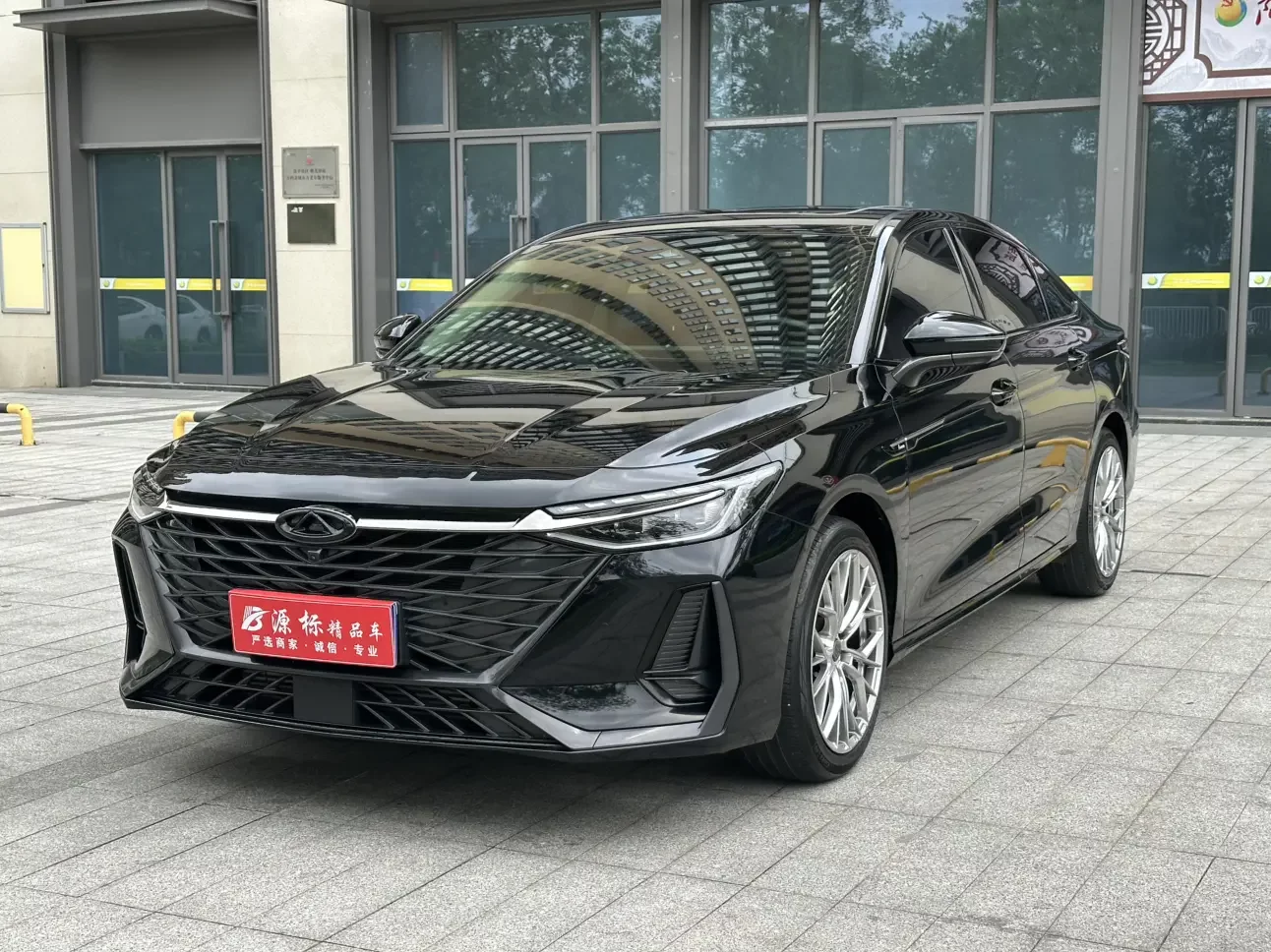 Chery Arrizo 8