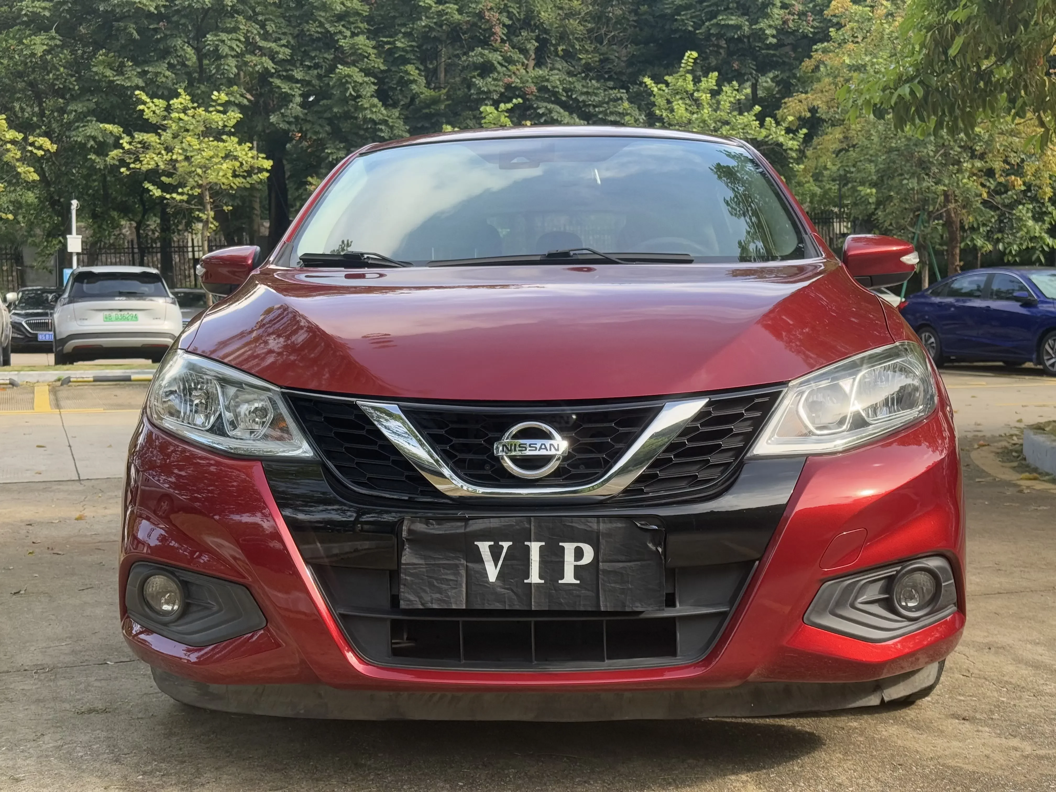 Nissan Tiida  из Китая