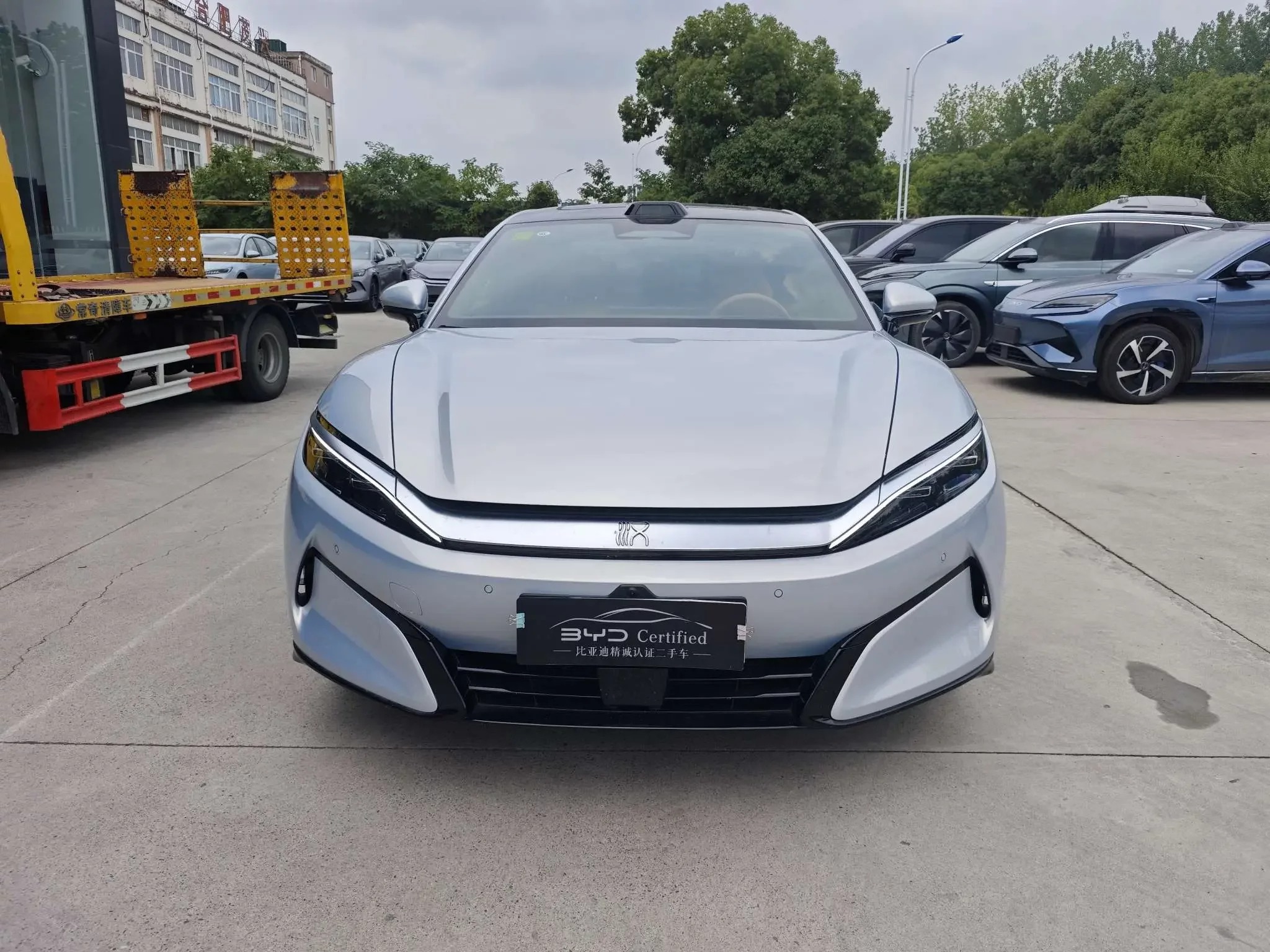 BYD Han L EV