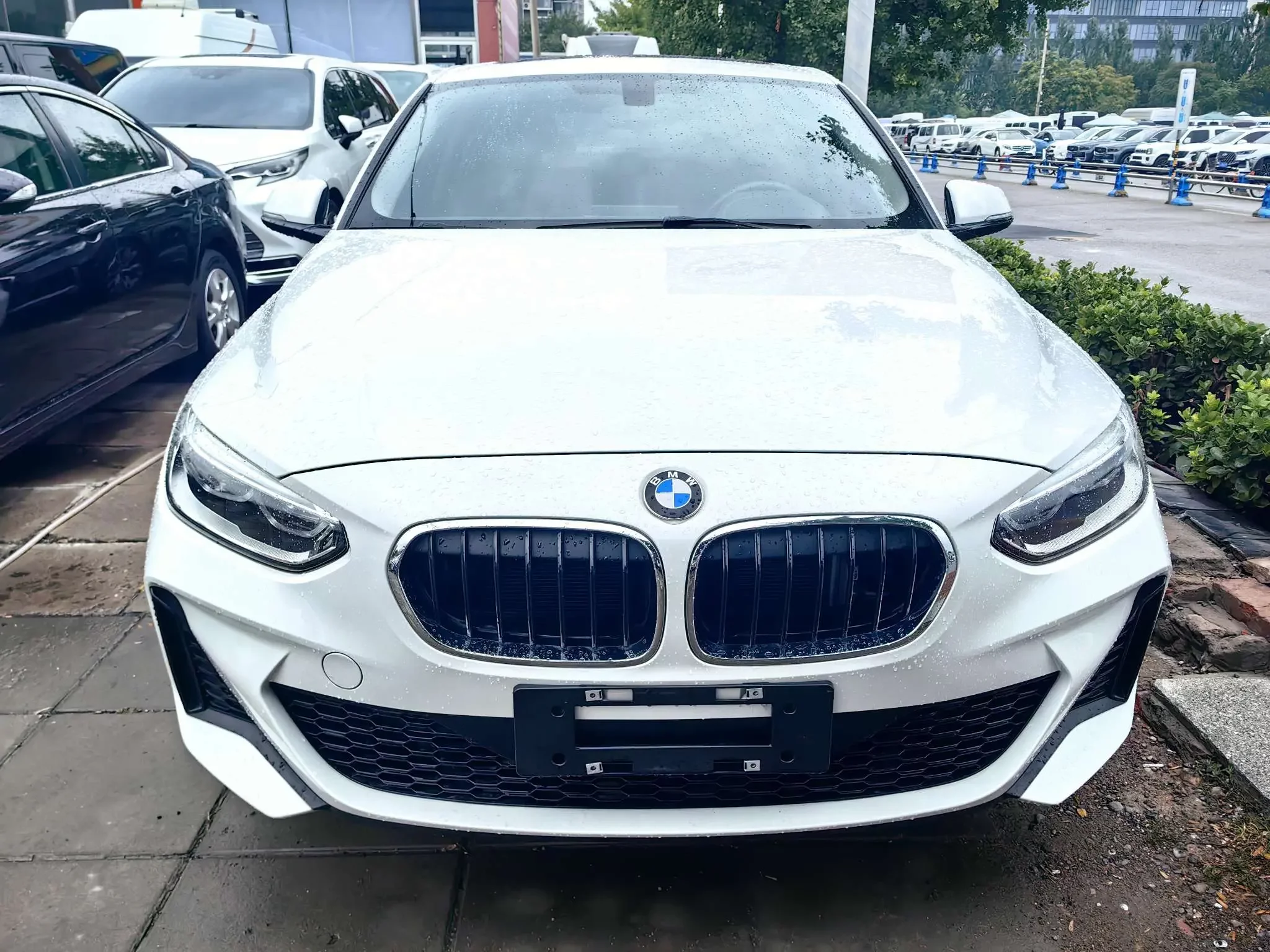 BMW 1 Series  из Китая