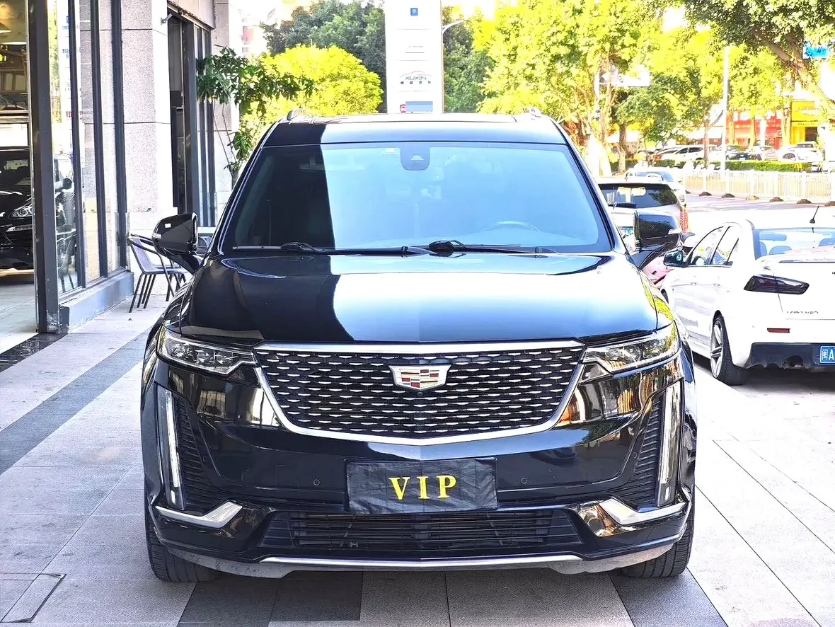 Cadillac XT6