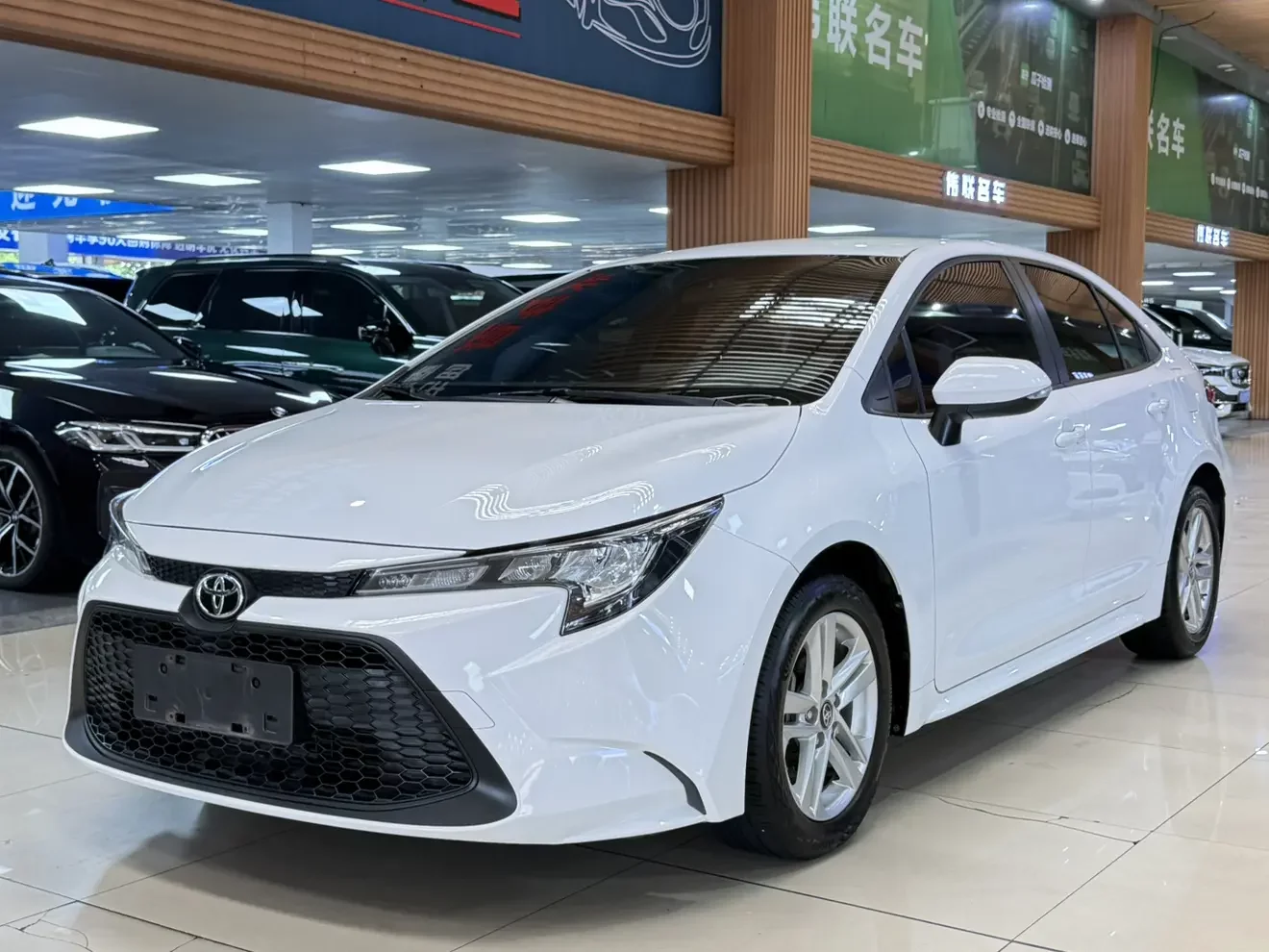 Toyota Levin (Lei Ling)  из Китая