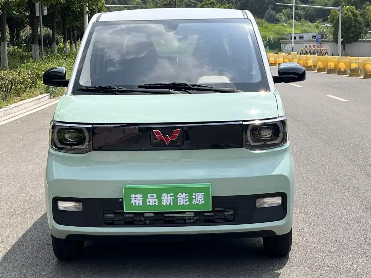 Wuling Hongguang MINIEV  из Китая