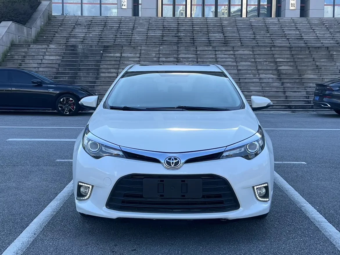 Toyota Levin (Lei Ling)  из Китая
