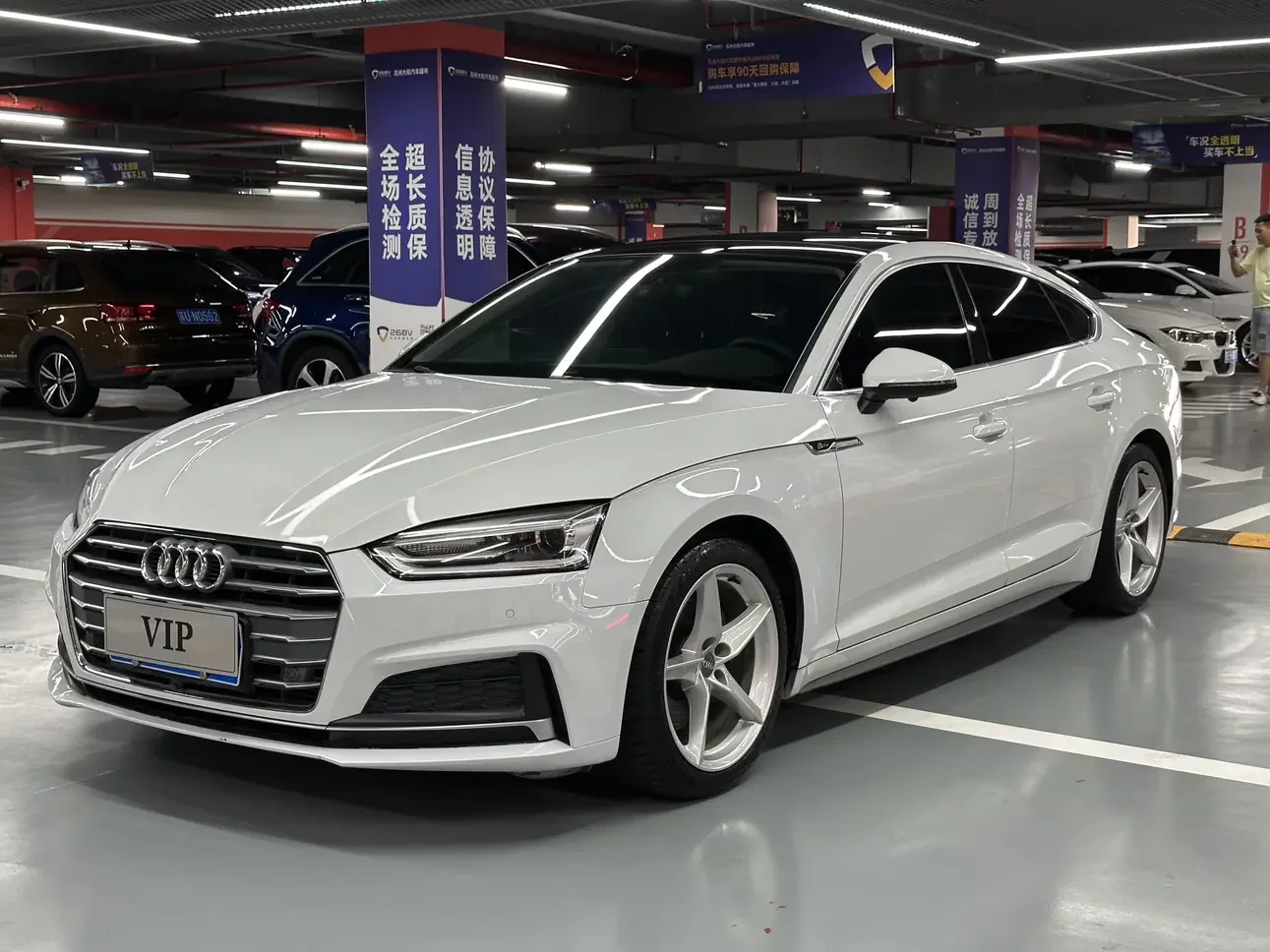 Audi A5  из Китая