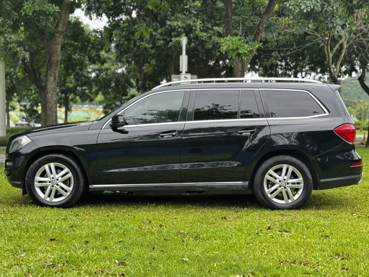 Mercedes-Benz GL Class