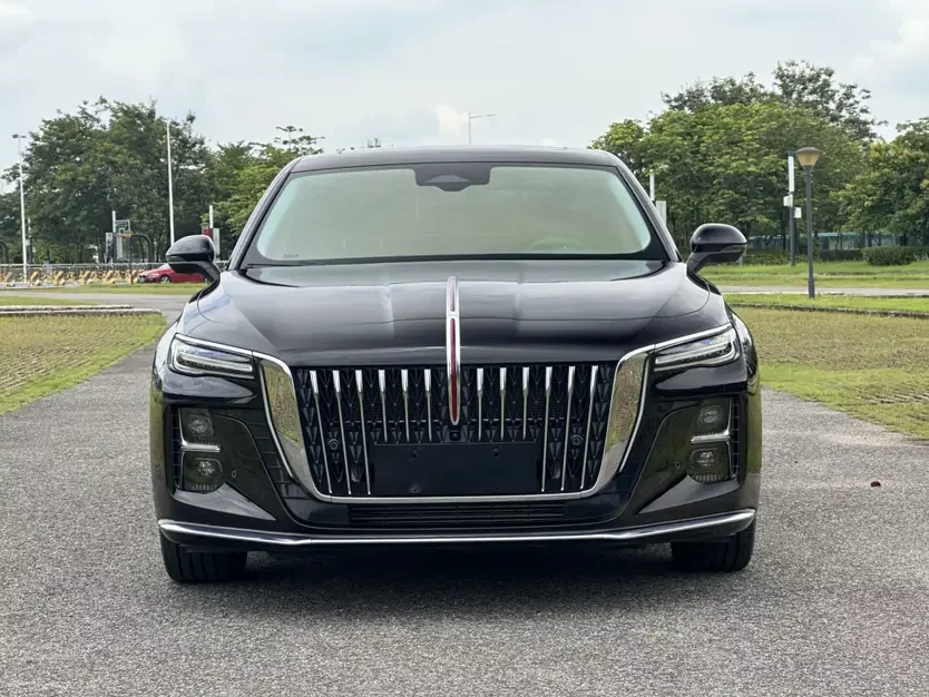Hongqi H5  из Китая