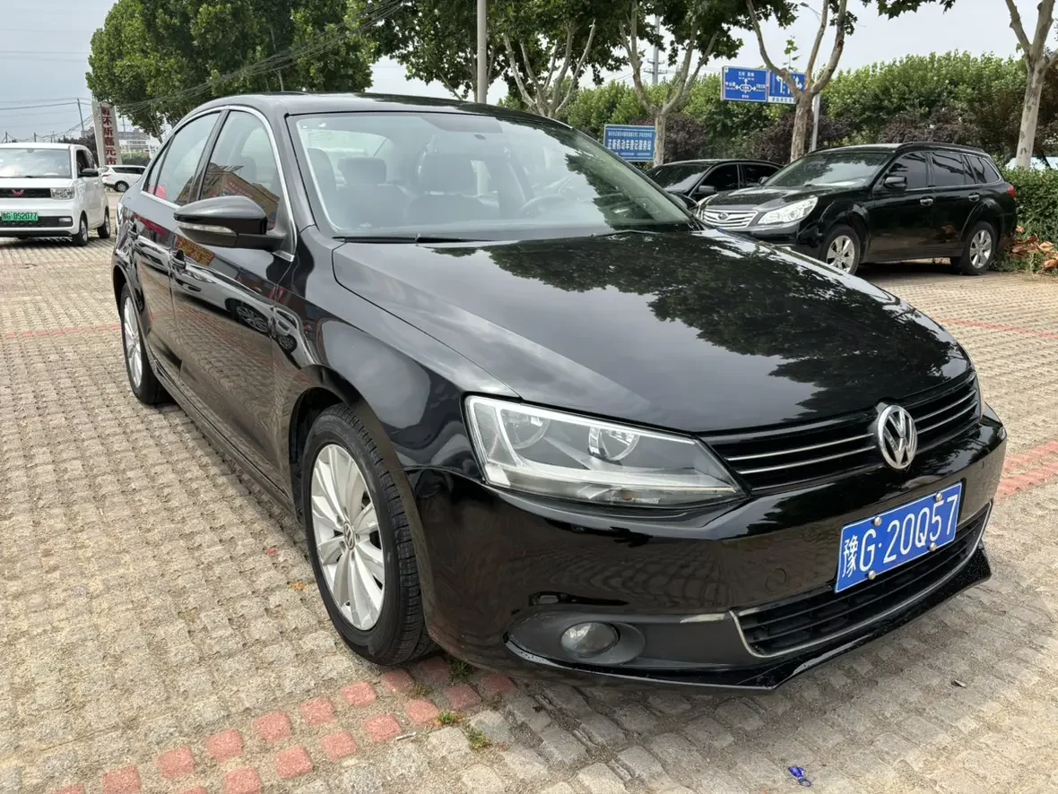 Volkswagen Sagitar