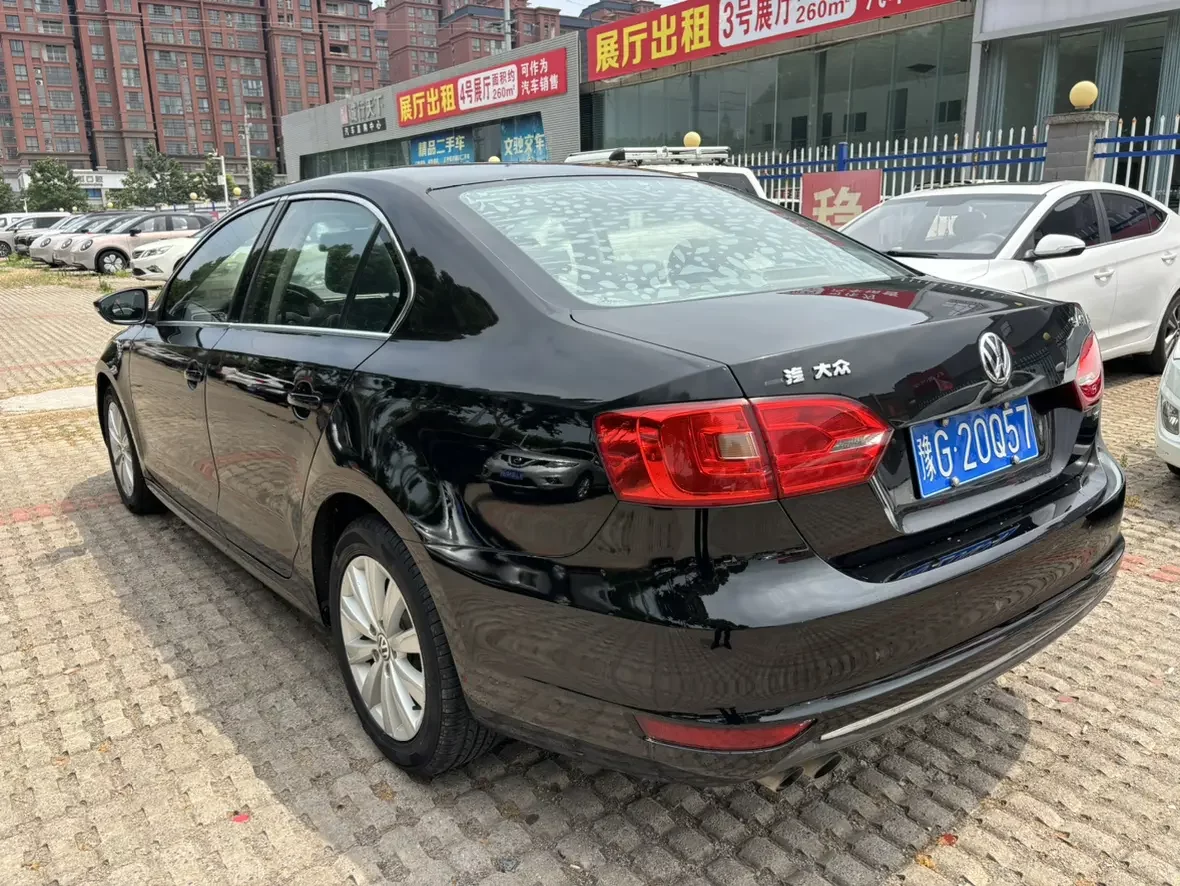 Volkswagen Sagitar